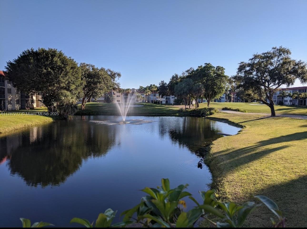 Hollybrook golf and Tennis - Residential