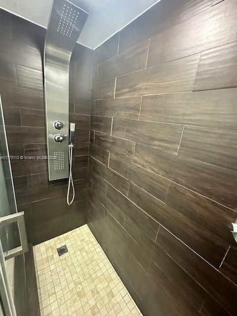 WESTVIEW CONDOMINIUM NO O - Residential