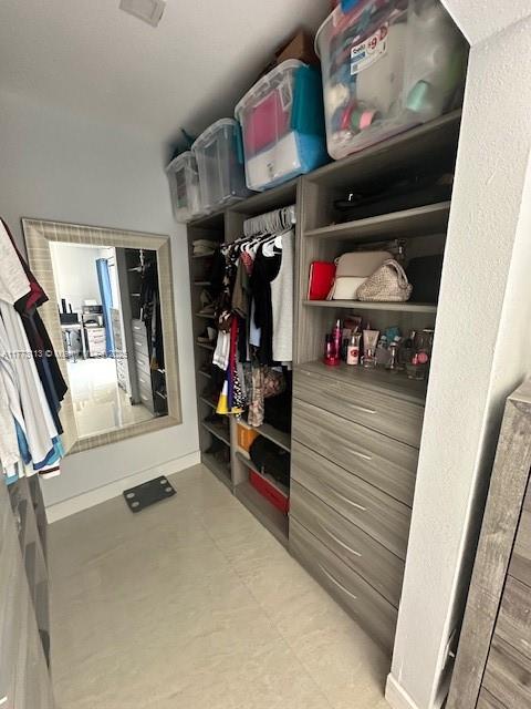 WESTVIEW CONDOMINIUM NO O - Residential