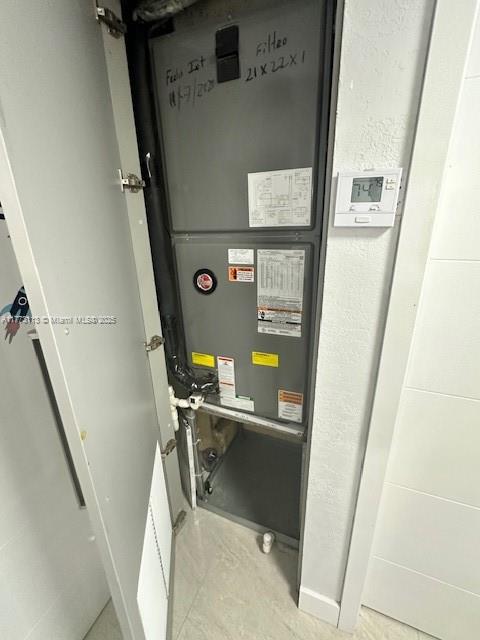 WESTVIEW CONDOMINIUM NO O - Residential