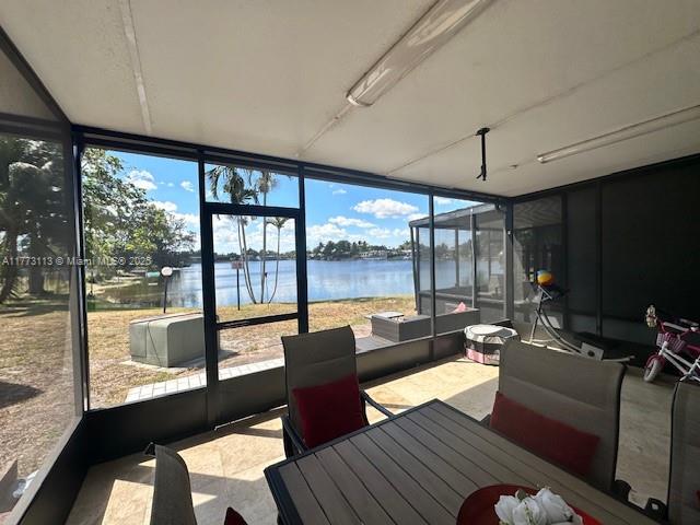 WESTVIEW CONDOMINIUM NO O - Residential