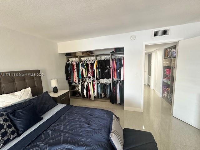 WESTVIEW CONDOMINIUM NO O - Residential