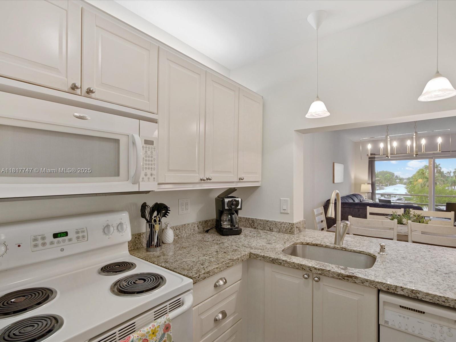 LEISURE GARDENS CONDO - Residential Lease