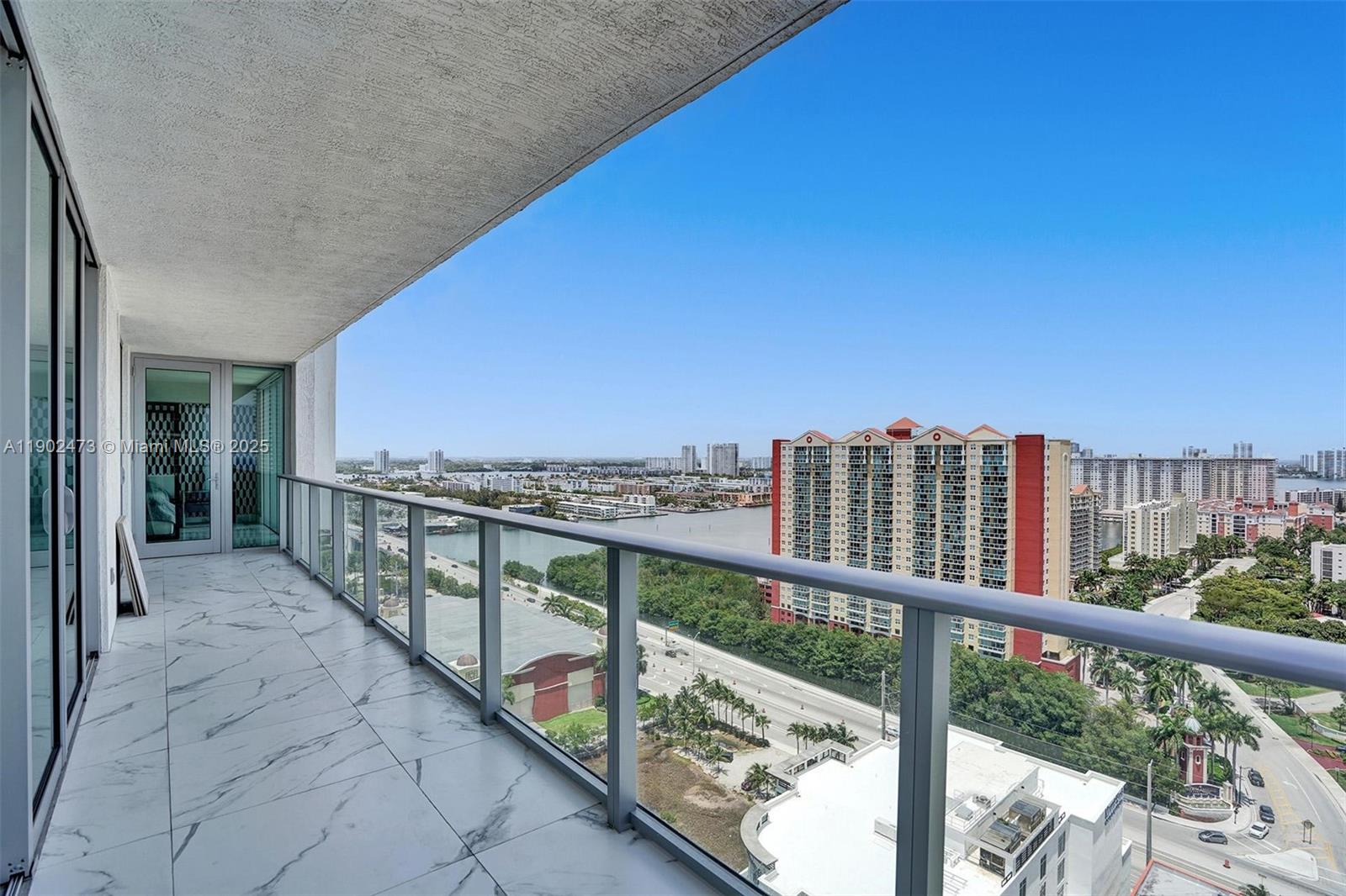 PARQUE TOWERS CONDO - Residential Lease