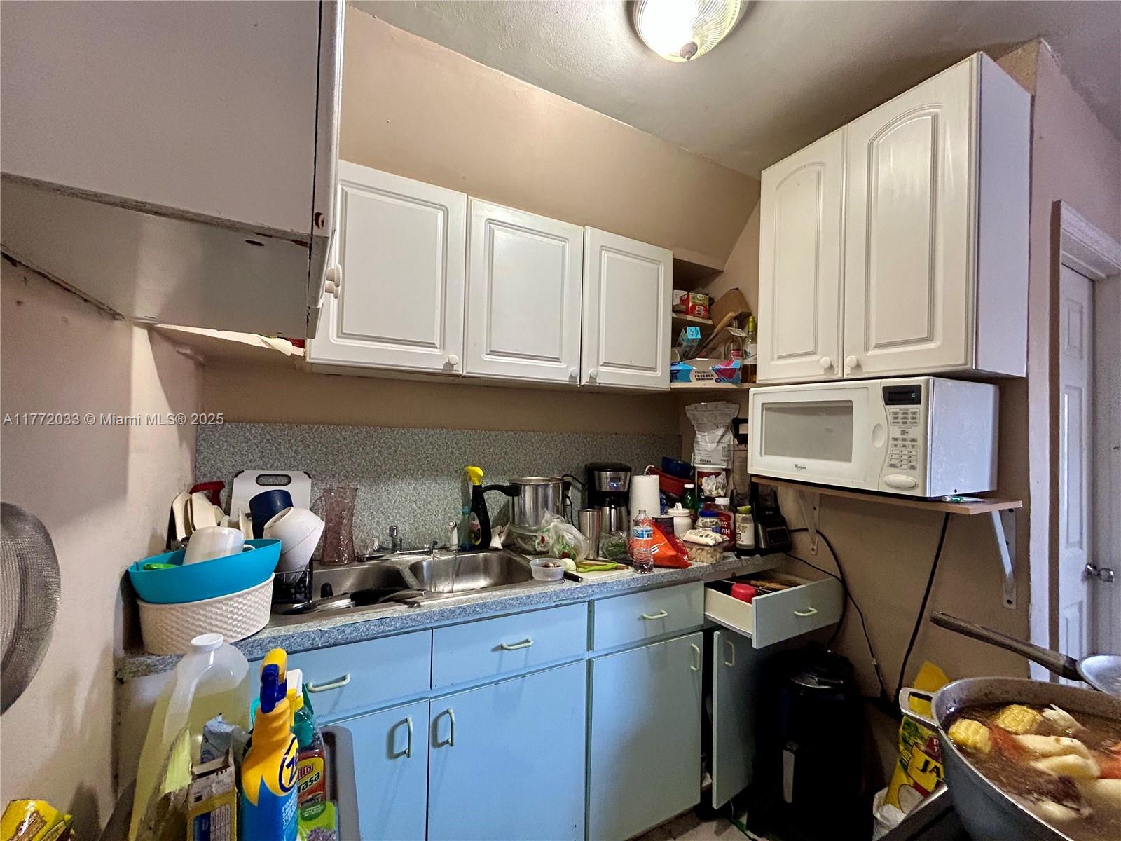 MAGNOLIA SUB - Residential Income