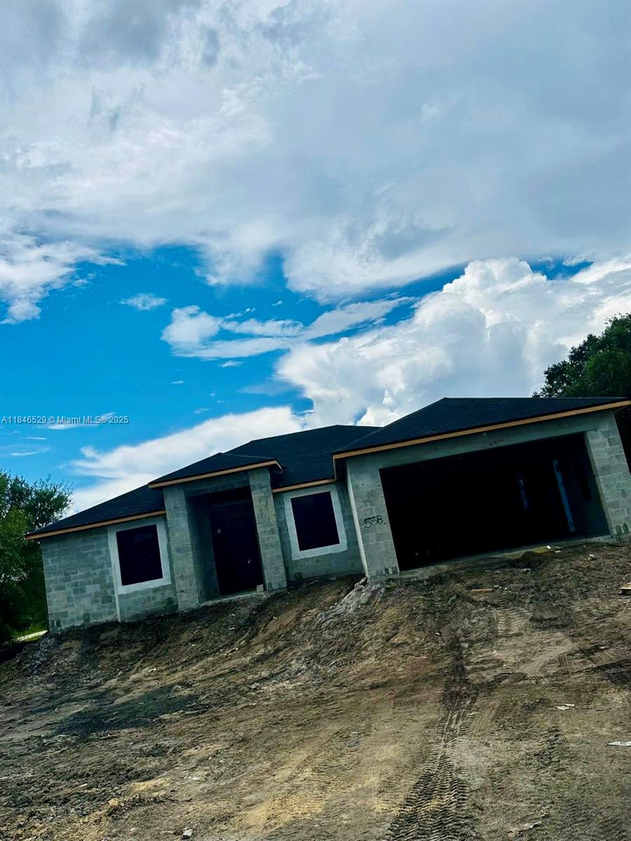 GREENBRIAR - Residential