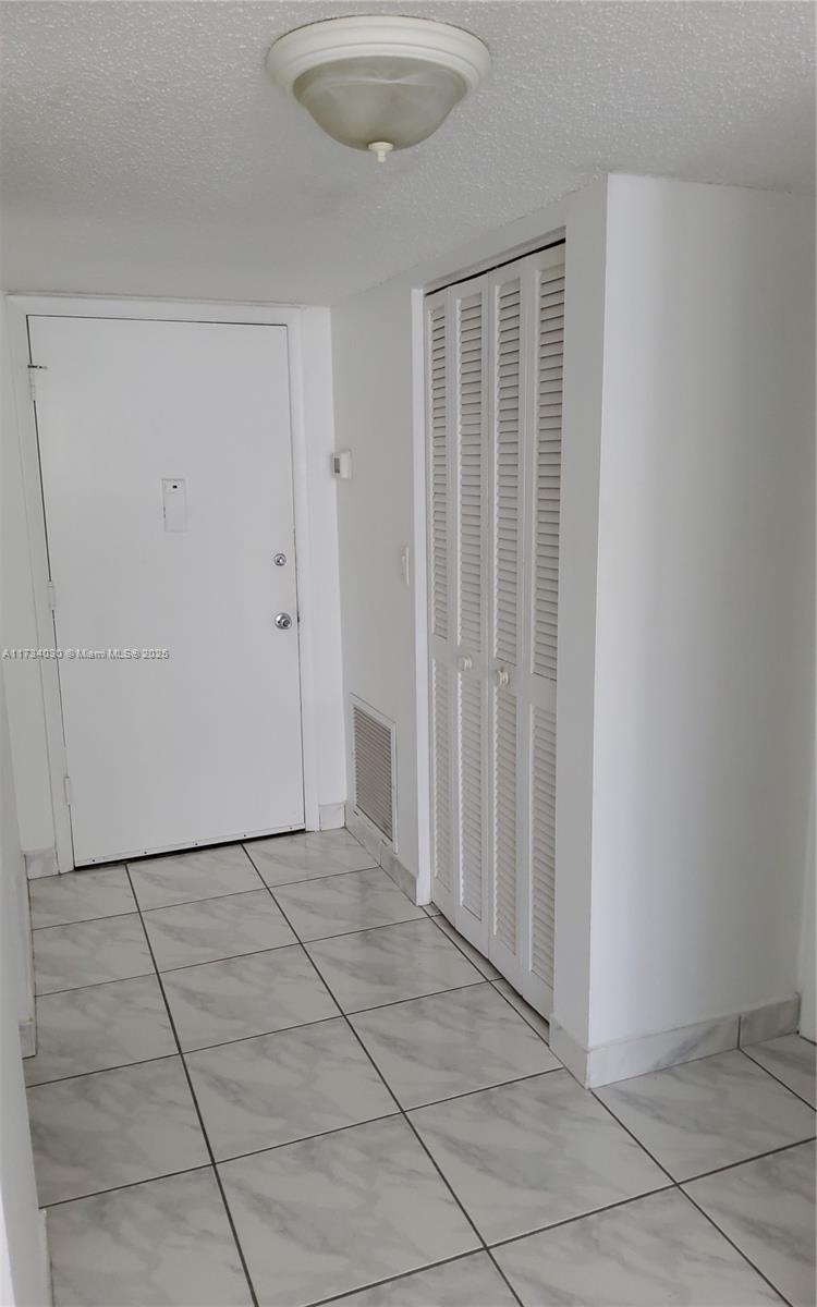 TRAFALGAR TOWERS CONDOMIN - Residential