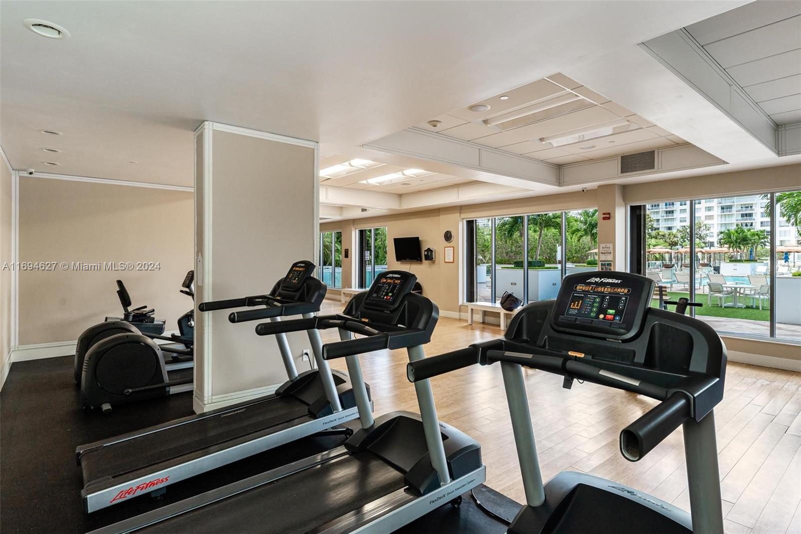 ADMIRALS PORT CONDO WEST - Residential