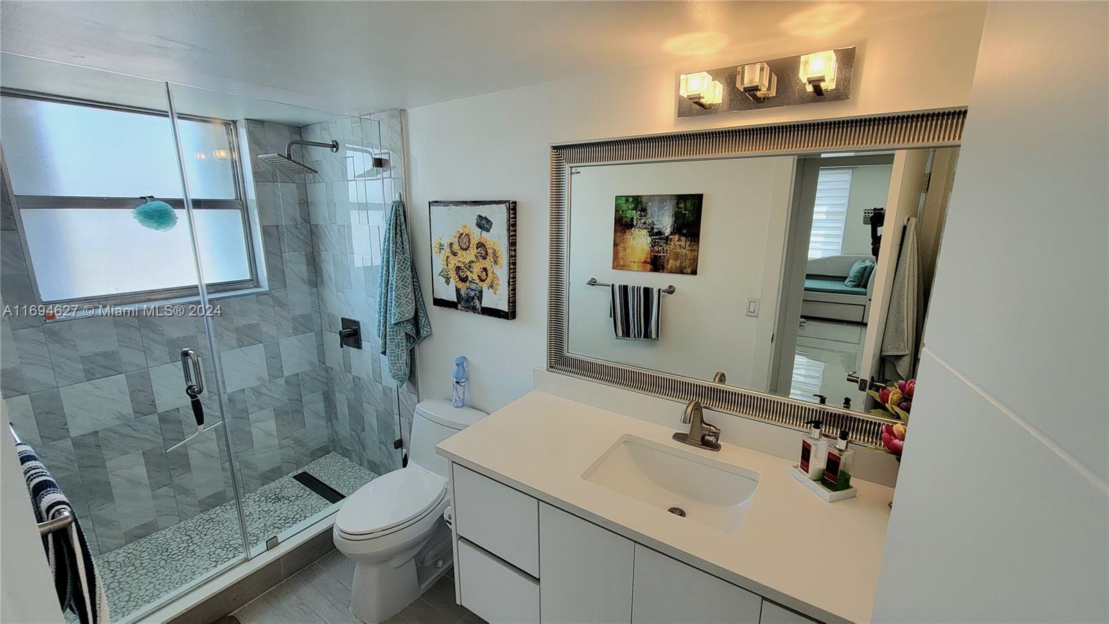 ADMIRALS PORT CONDO WEST - Residential