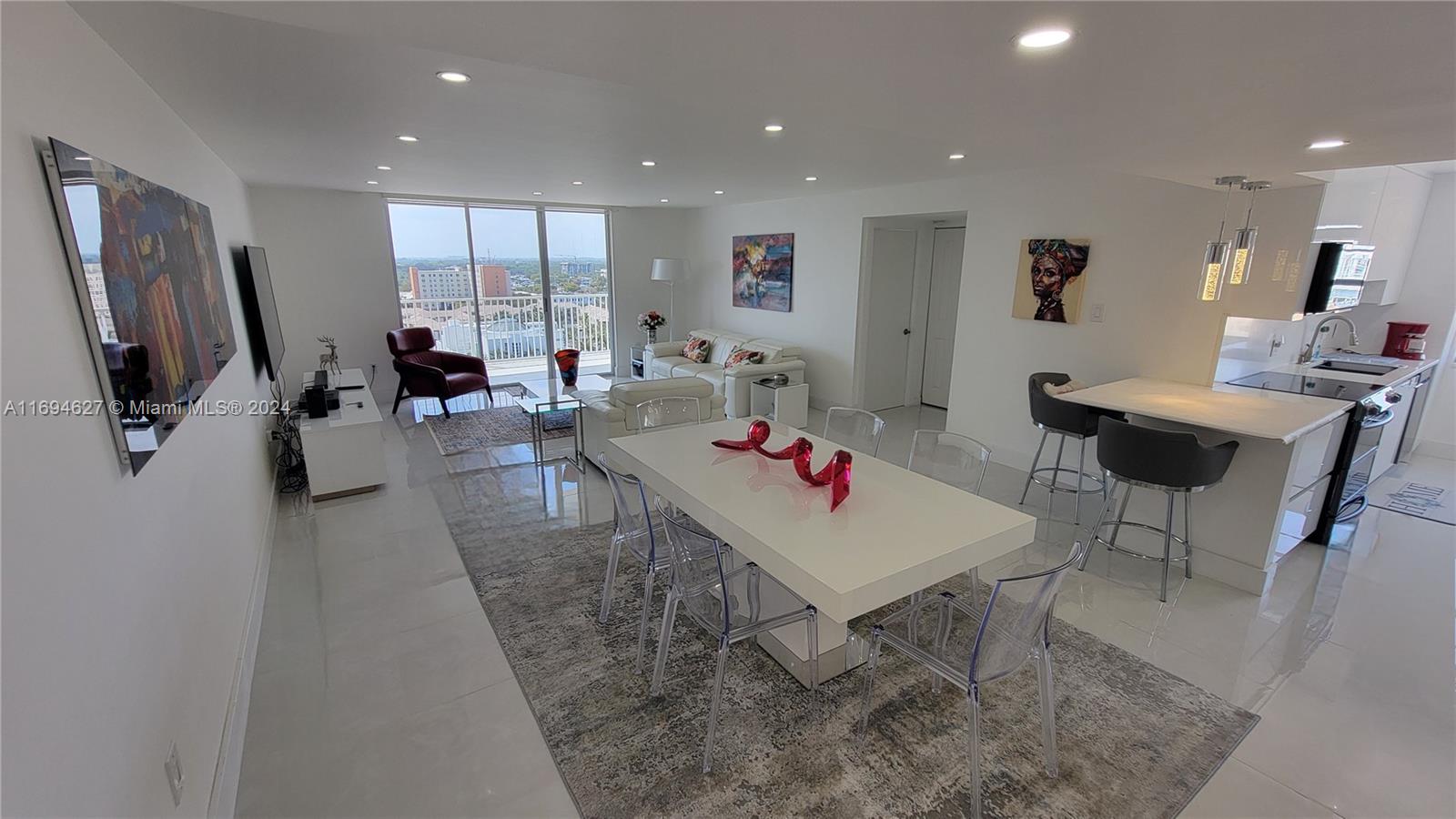 ADMIRALS PORT CONDO WEST - Residential