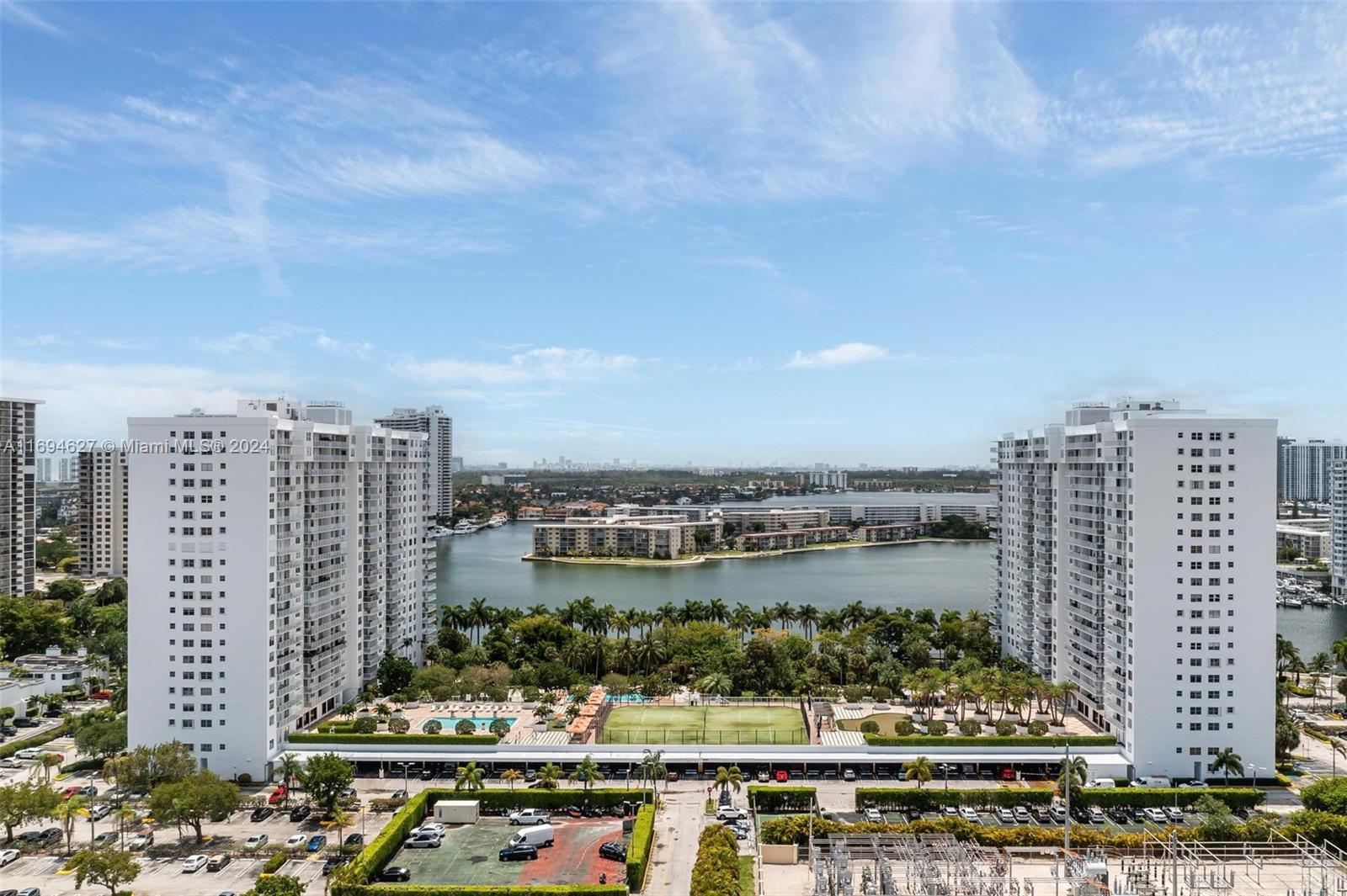 ADMIRALS PORT CONDO WEST - Residential