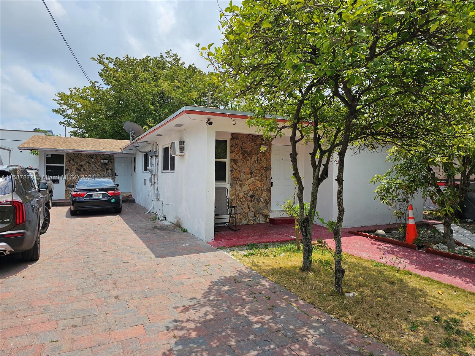 Property for Sale at 28 Nw 34th Ter Ter, Miami, Broward County, Florida - Bedrooms: 5 
Bathrooms: 3  - $1,229,999