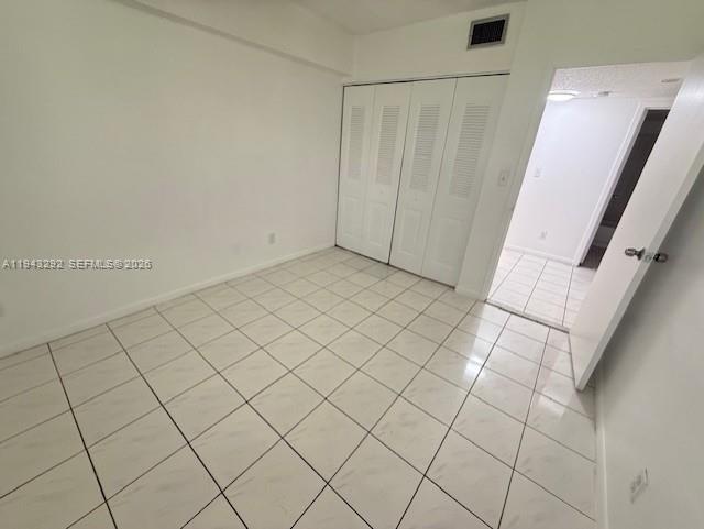 HAMPTON COURT CONDO - Residential Lease