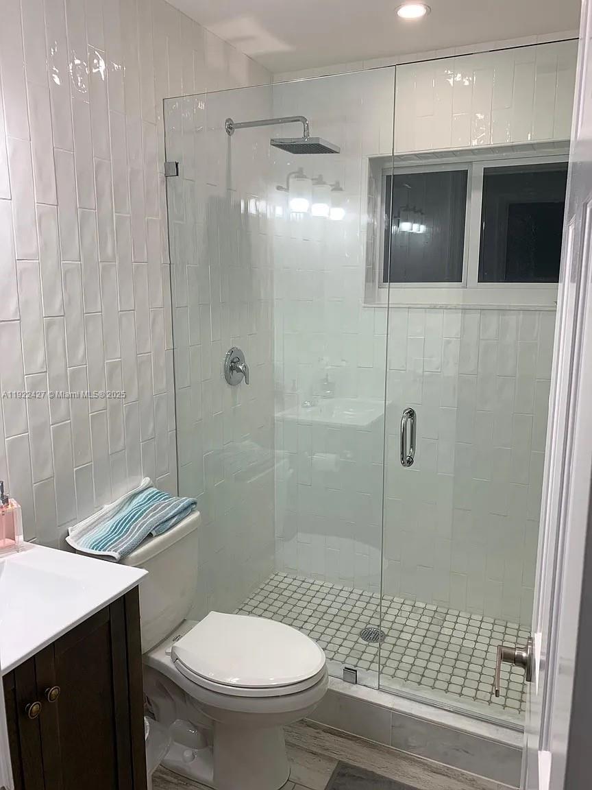 HIBISCUS HOUSE CONDO - Residential Lease