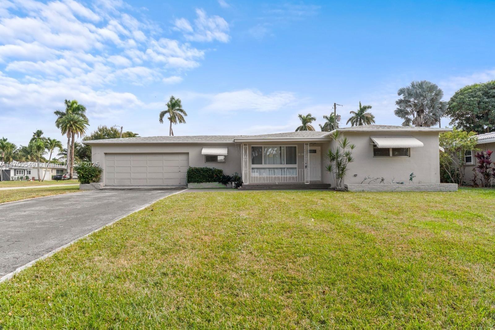 Property for Sale at 201 Entrada Drive, Hollywood, Broward County, Florida - Bedrooms: 3 
Bathrooms: 2  - $599,000