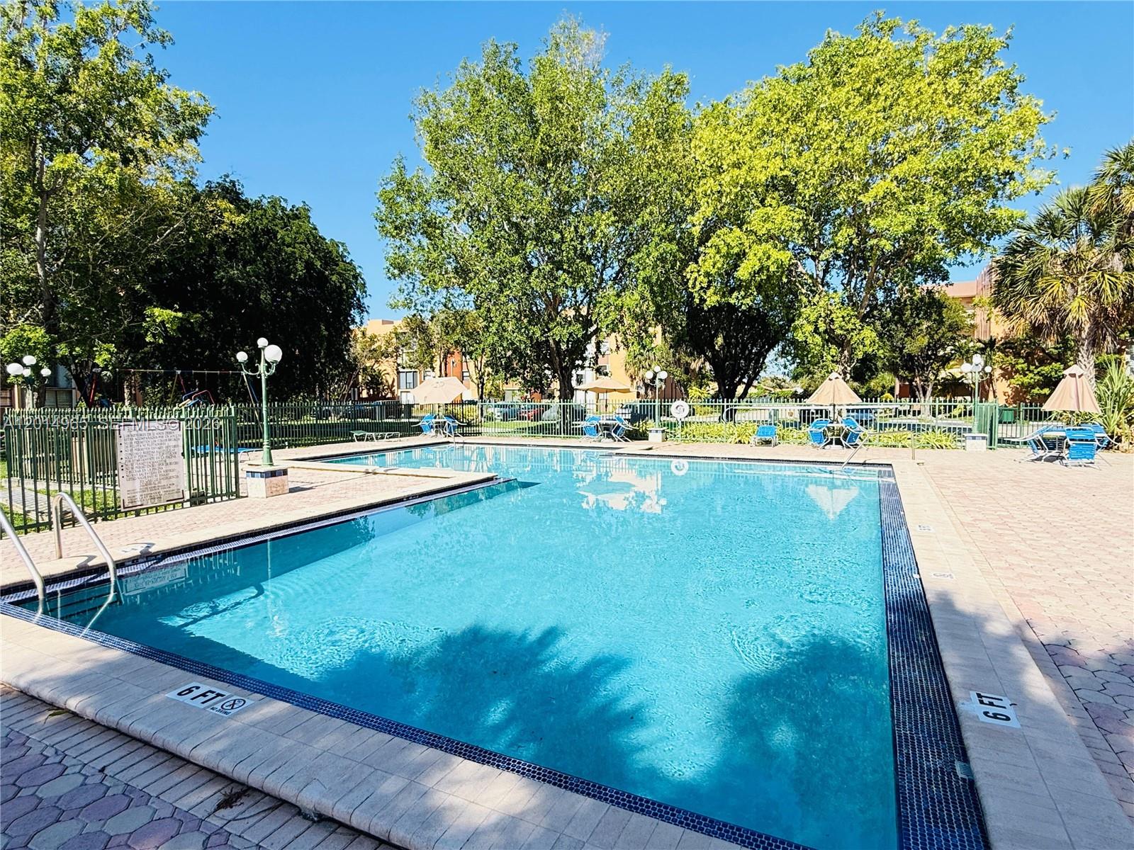 VERSIALLES GARDENS II CON - Residential Lease