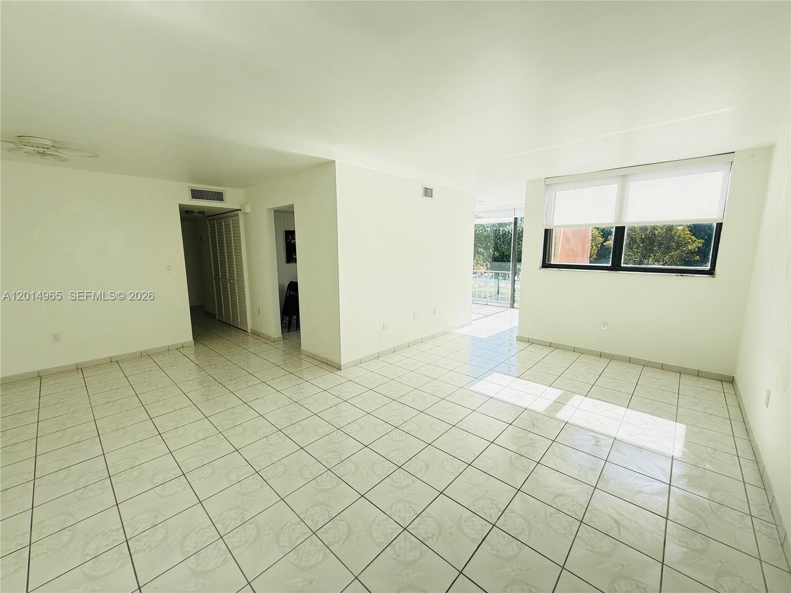 VERSIALLES GARDENS II CON - Residential Lease