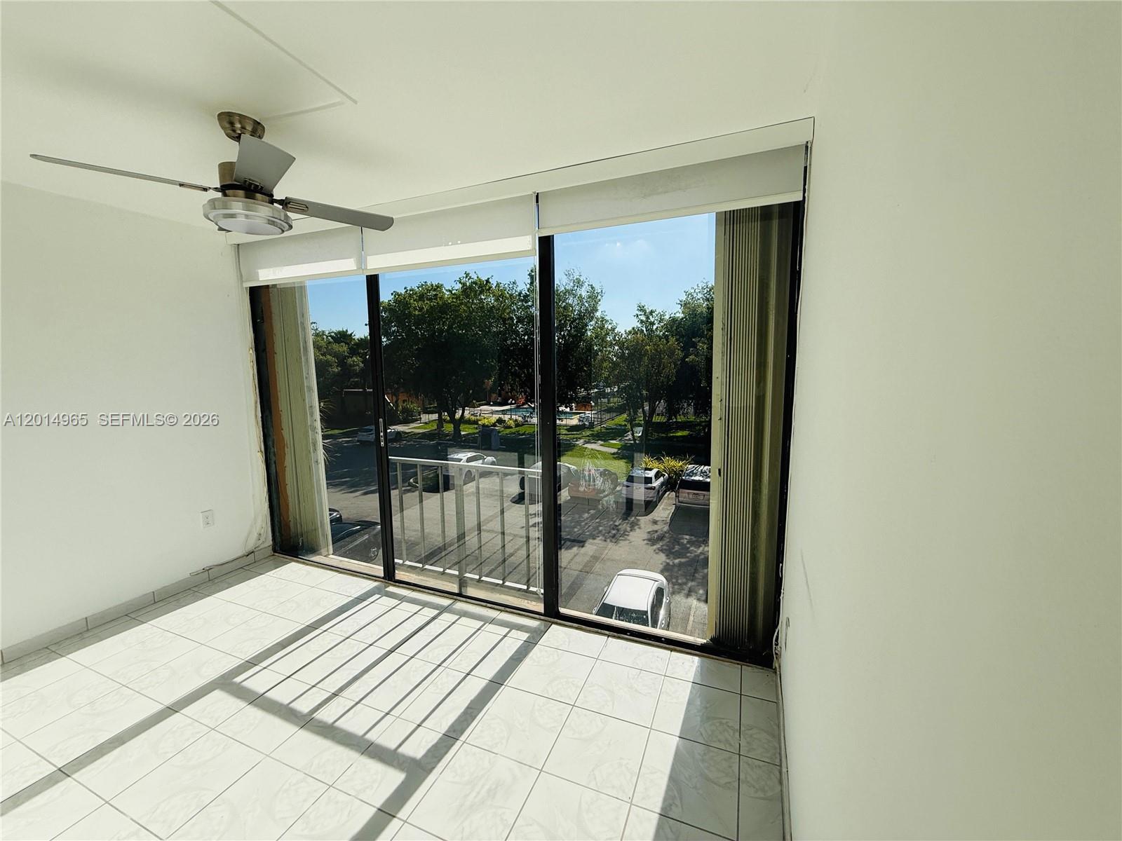 VERSIALLES GARDENS II CON - Residential Lease