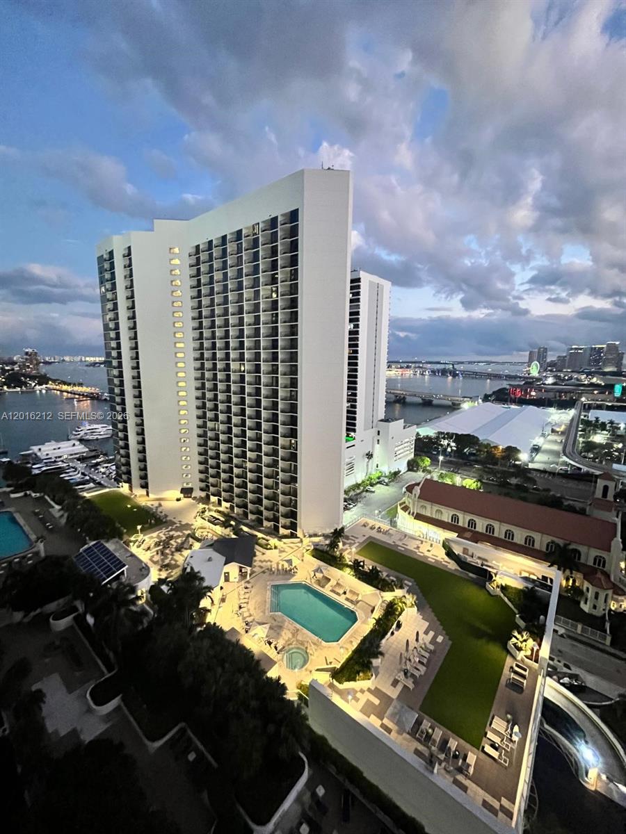 1717 N Bayshore Dr A-2453
