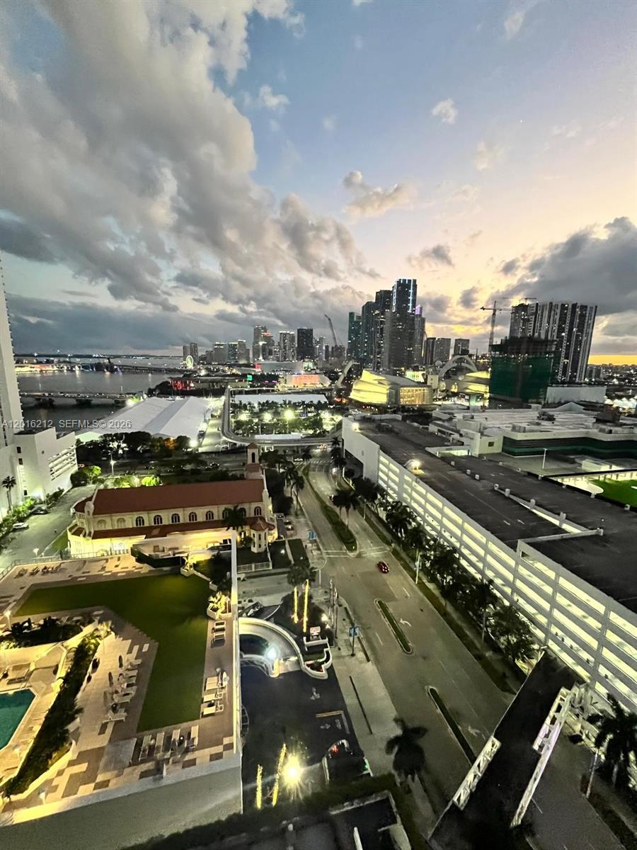1717 N Bayshore Dr A-2453