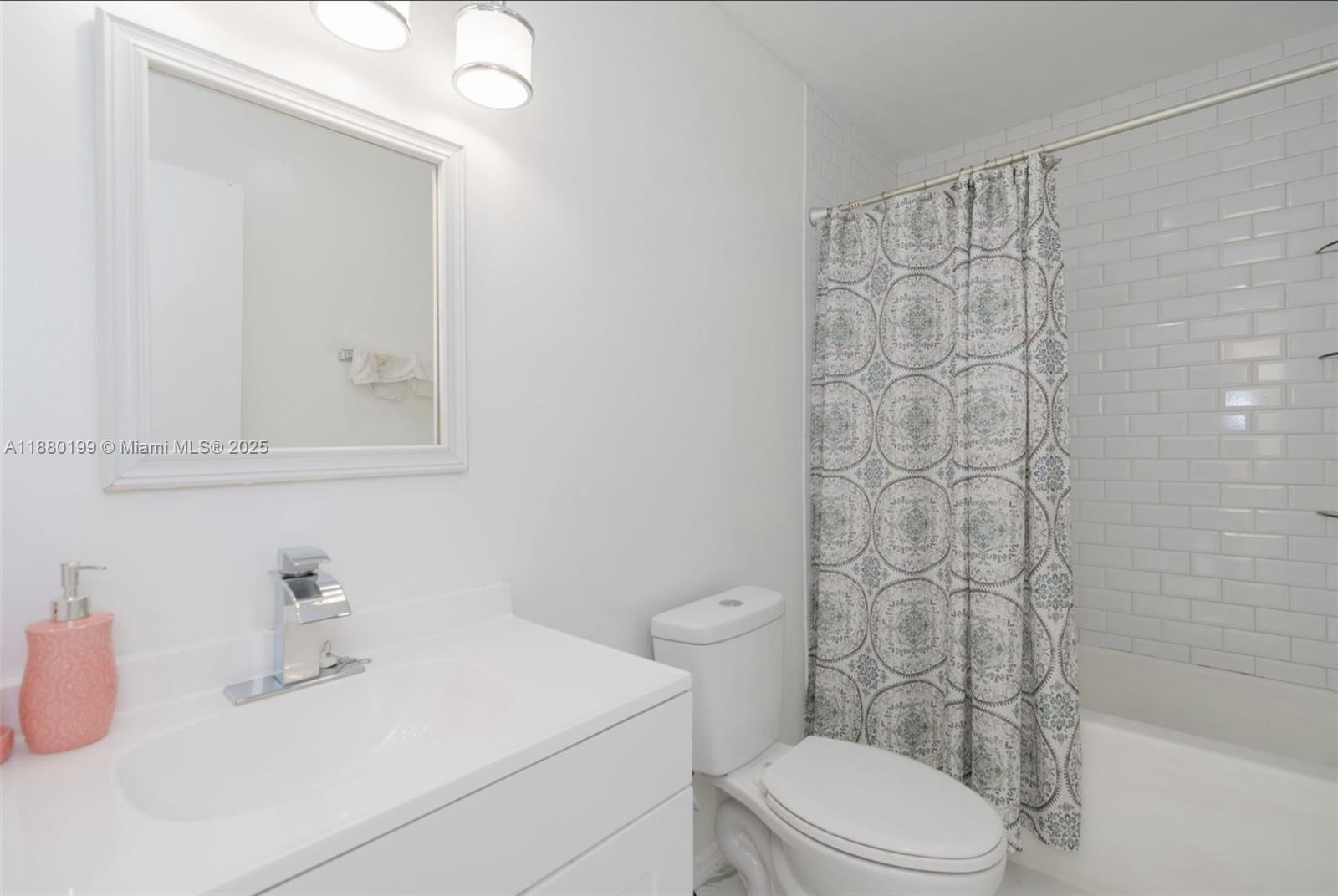 VISTA DEL LAGO CONDO - Residential