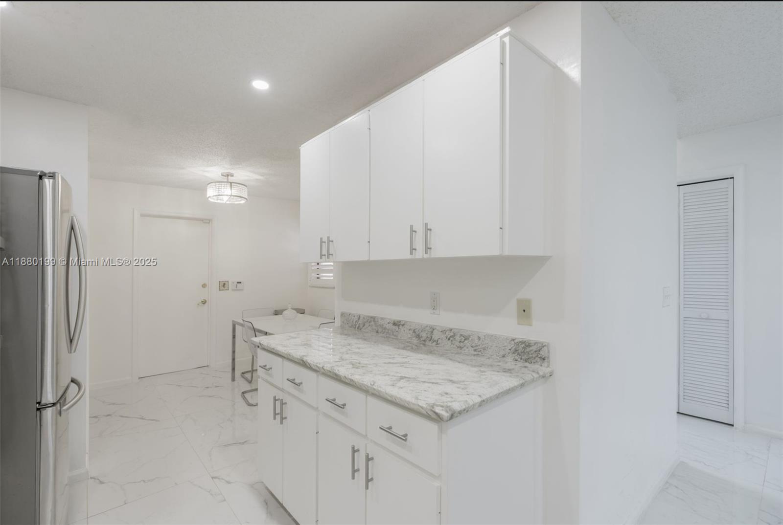 VISTA DEL LAGO CONDO - Residential