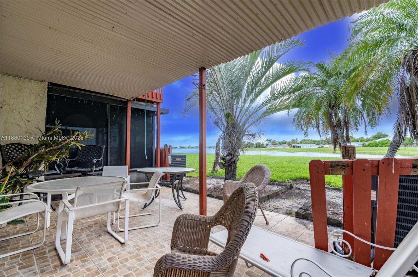 VISTA DEL LAGO CONDO - Residential