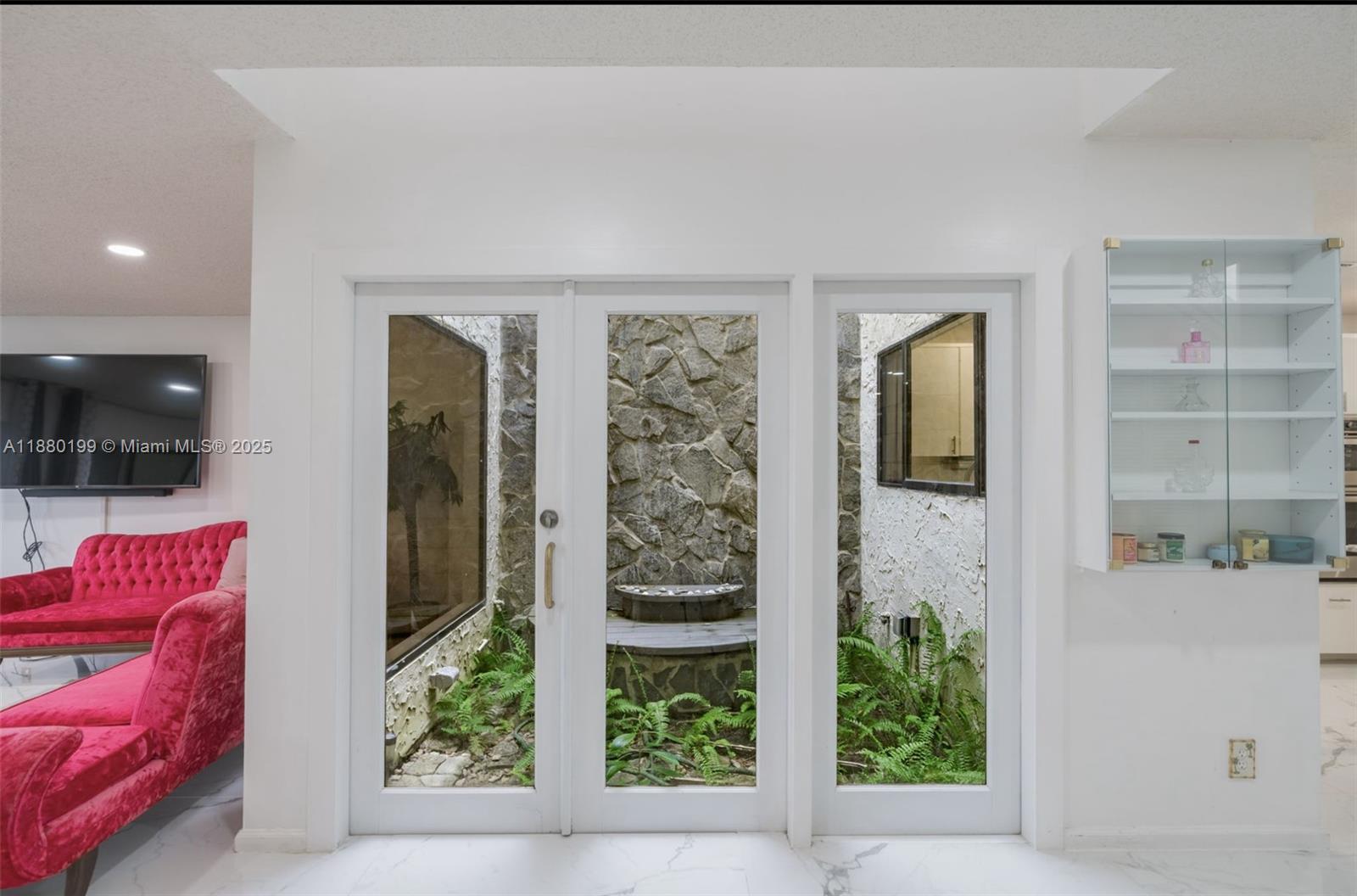 VISTA DEL LAGO CONDO - Residential