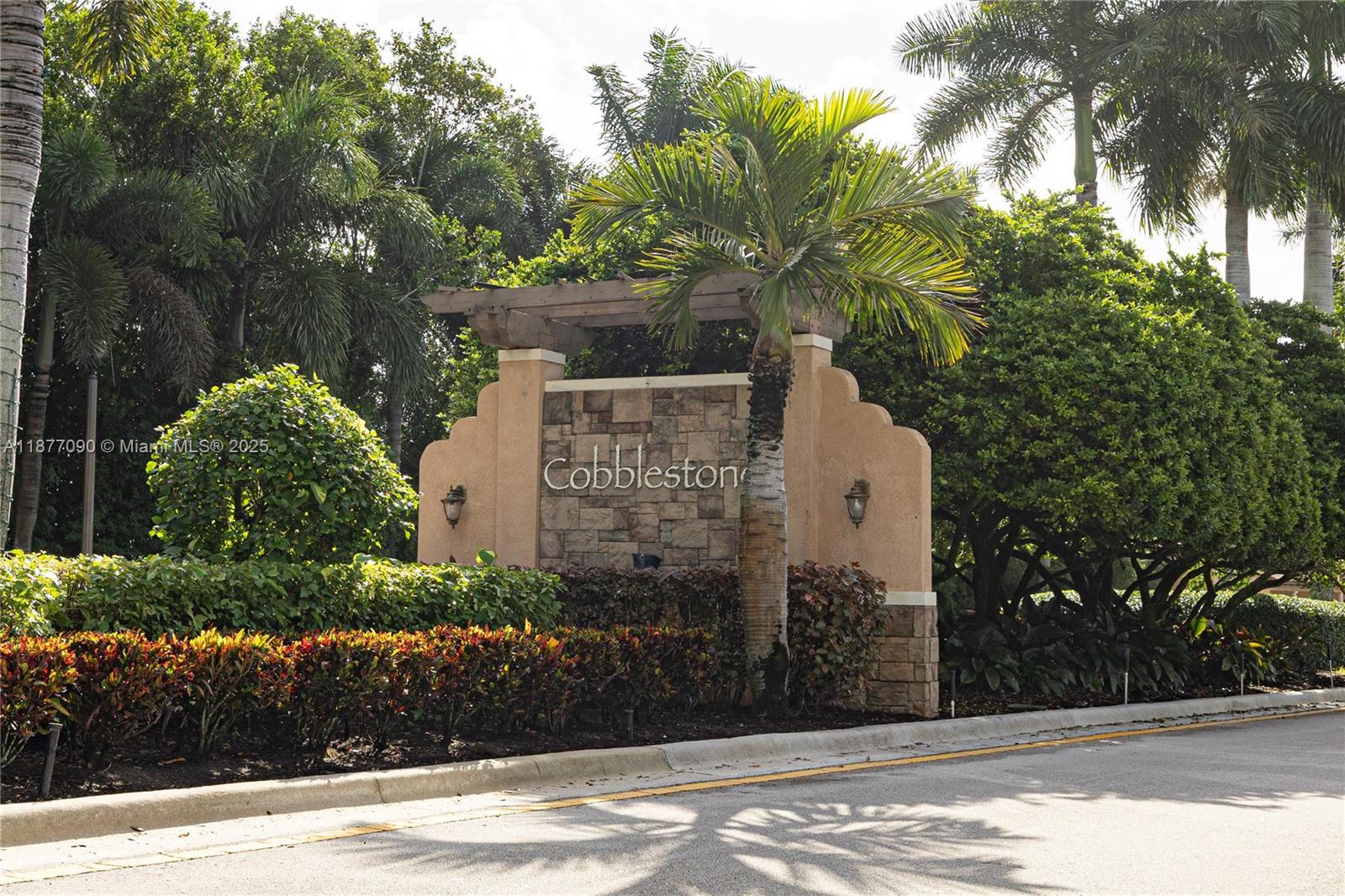 COBBLESTONE CONDO - Residential Lease