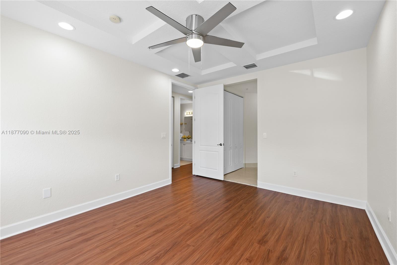 COBBLESTONE CONDO - Residential Lease
