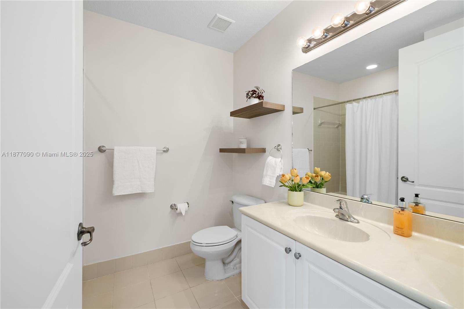 COBBLESTONE CONDO - Residential Lease