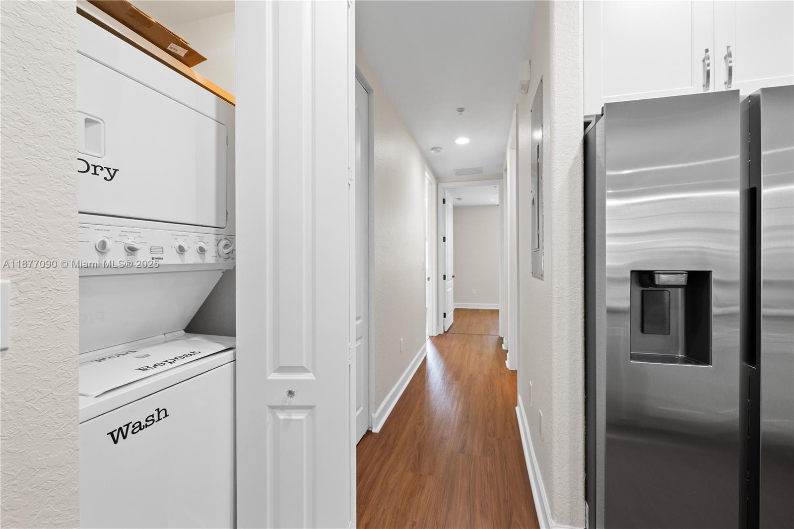COBBLESTONE CONDO - Residential Lease