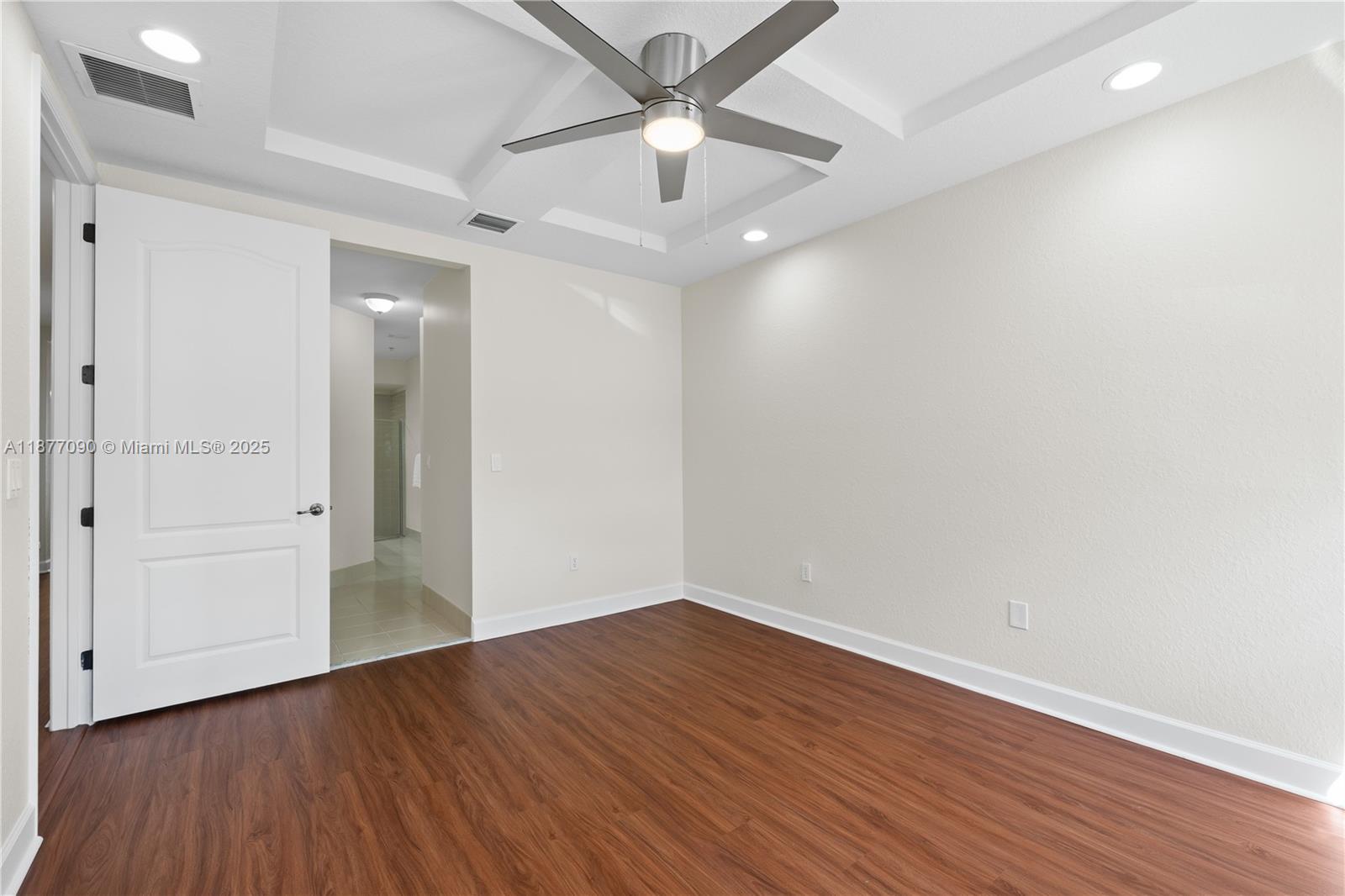 COBBLESTONE CONDO - Residential Lease