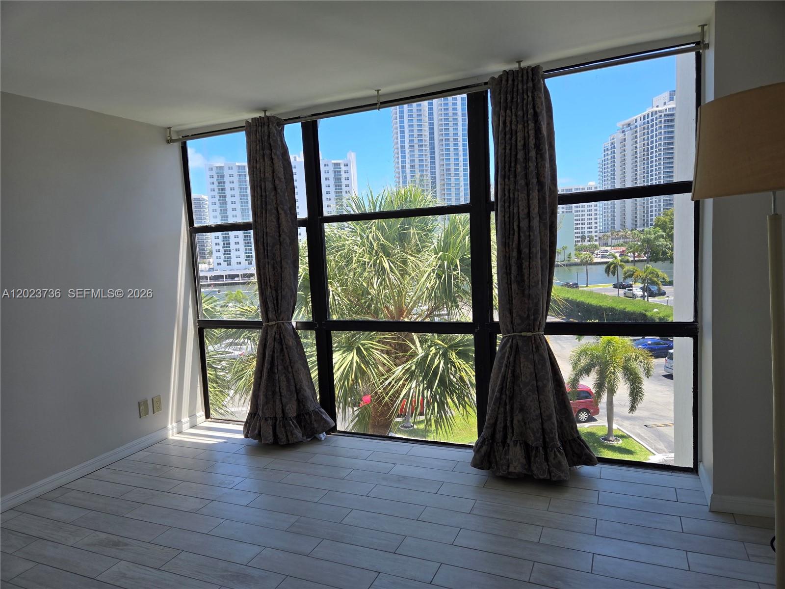 OCEANVIEW PARK CONDO - Residential