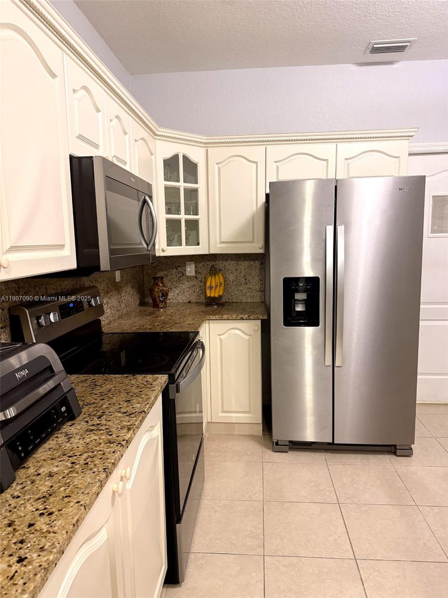 PONCE ESTATES SEC 1 - Residential