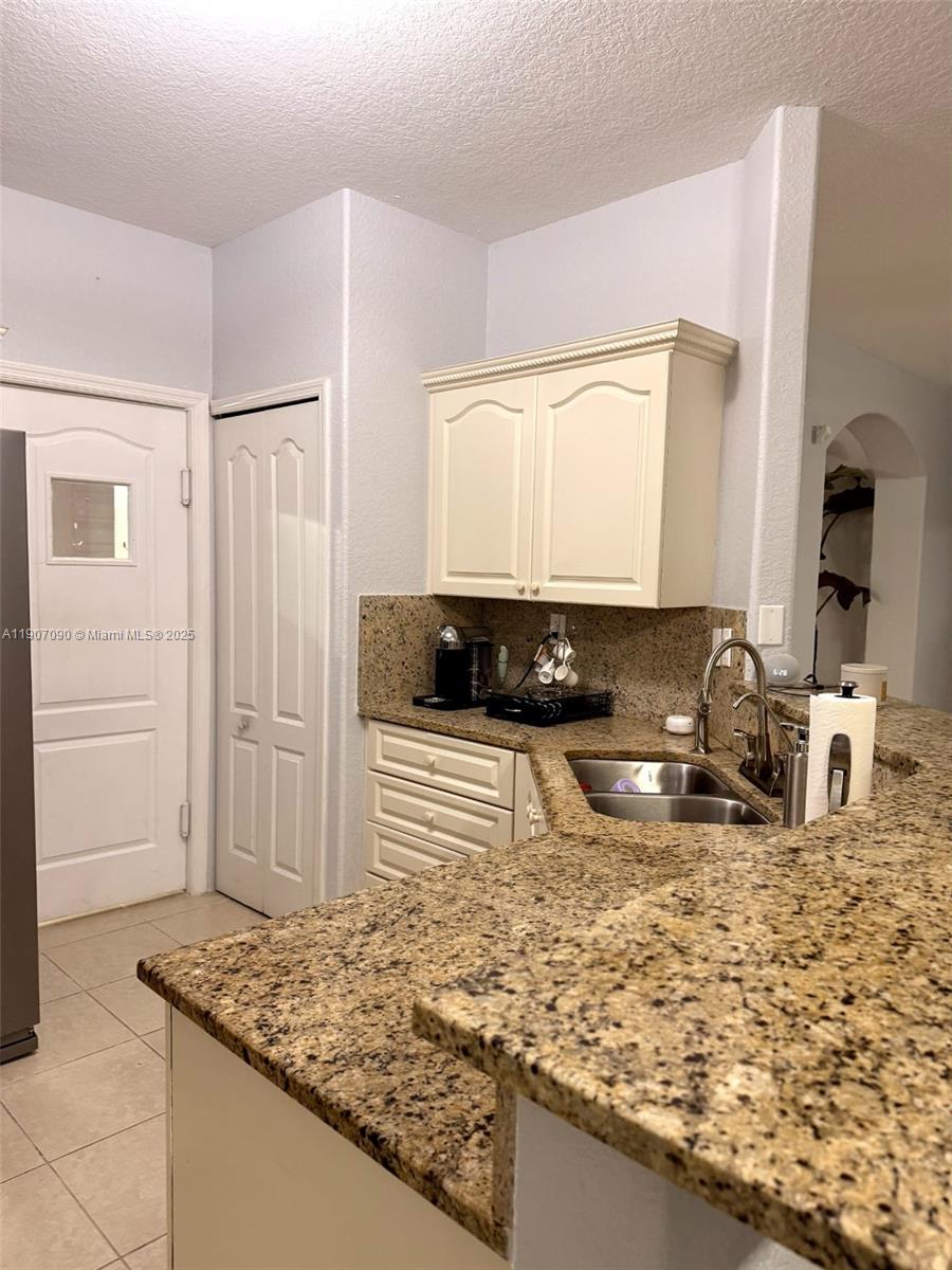 PONCE ESTATES SEC 1 - Residential