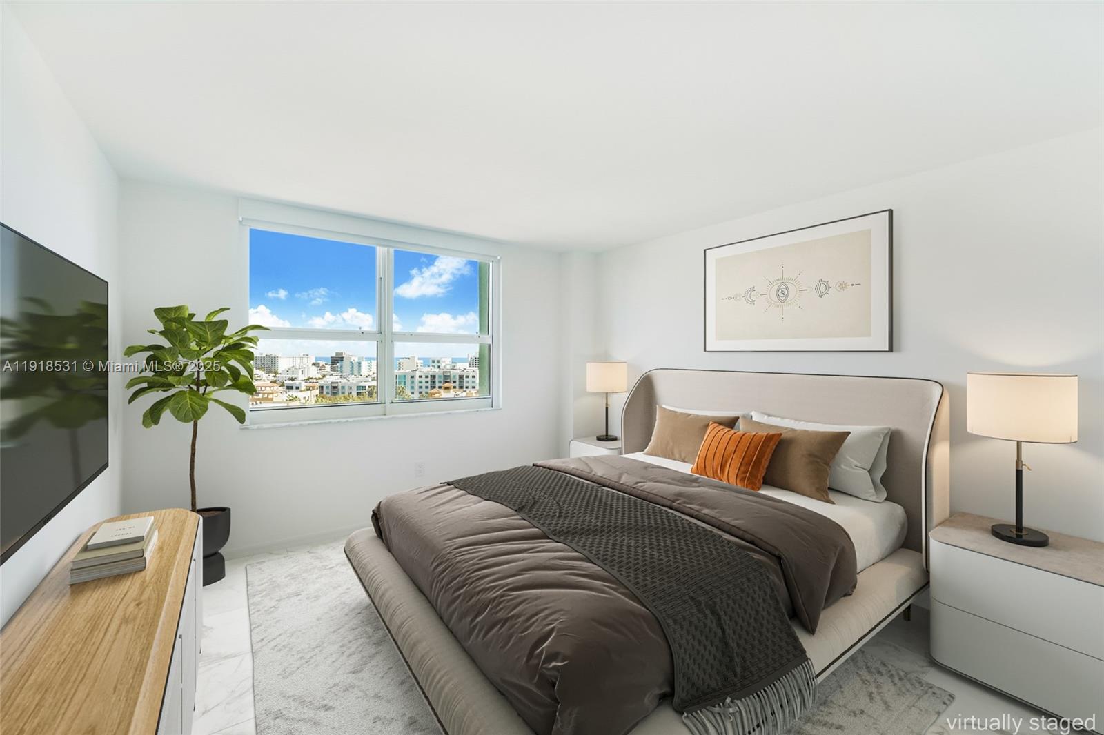 YACHT CLUB AT PORTOFINO - Residential