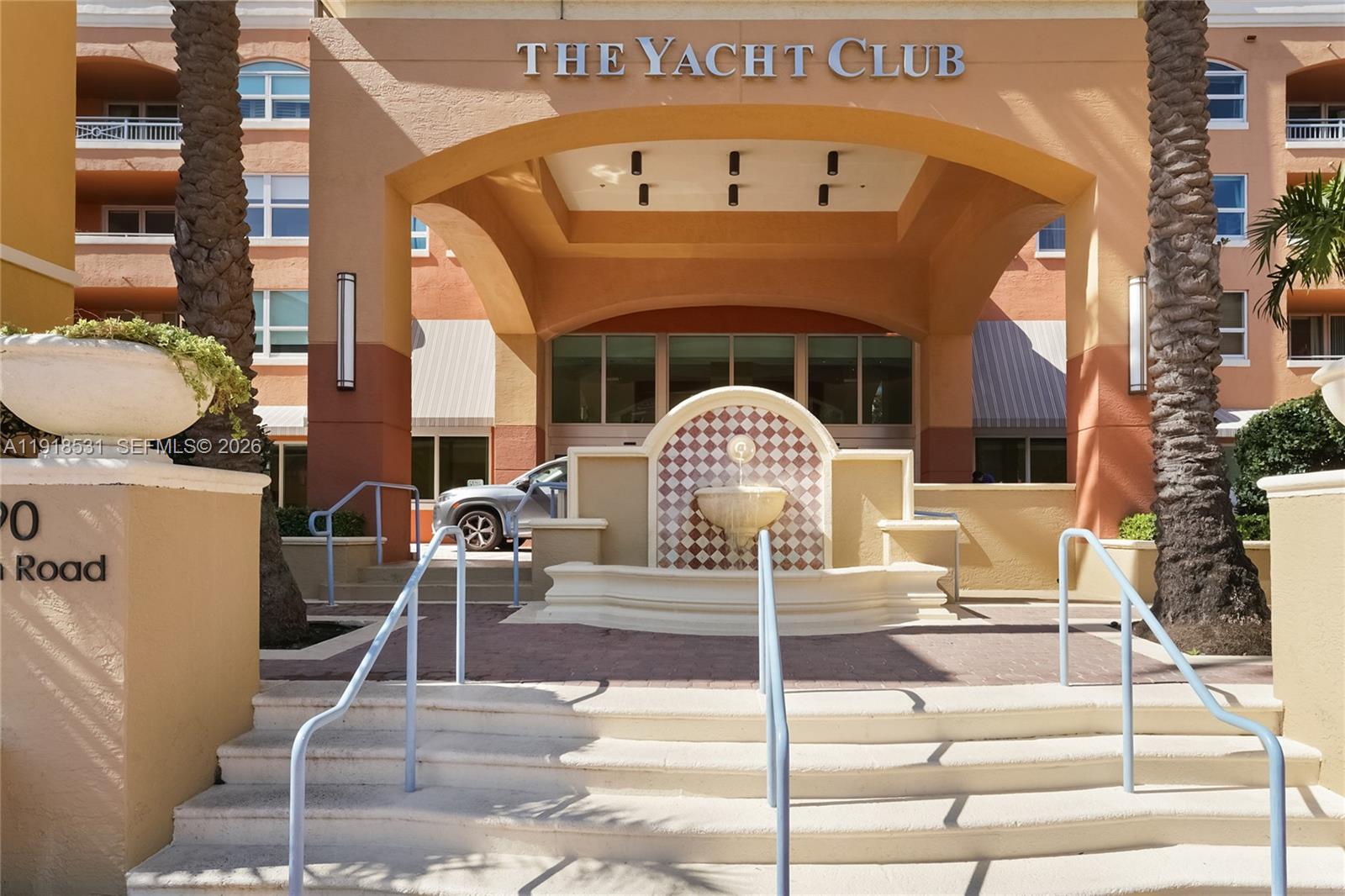 YACHT CLUB AT PORTOFINO - Residential