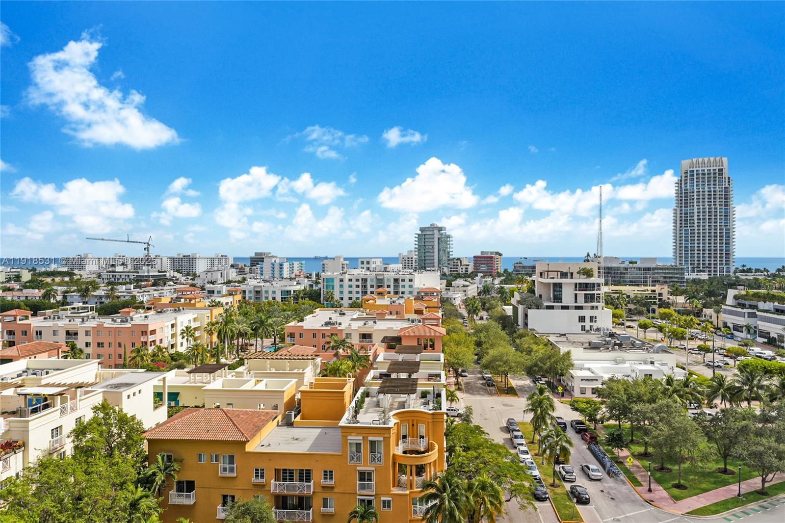 YACHT CLUB AT PORTOFINO - Residential