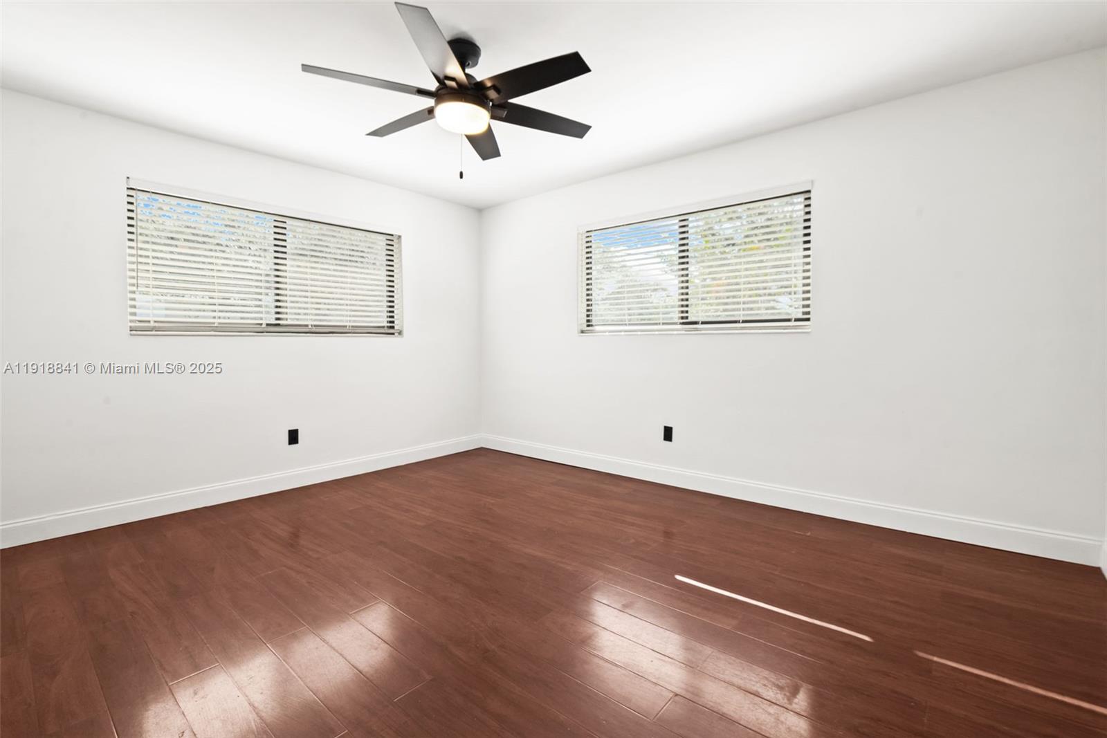 ROEBLINGS THE - Residential