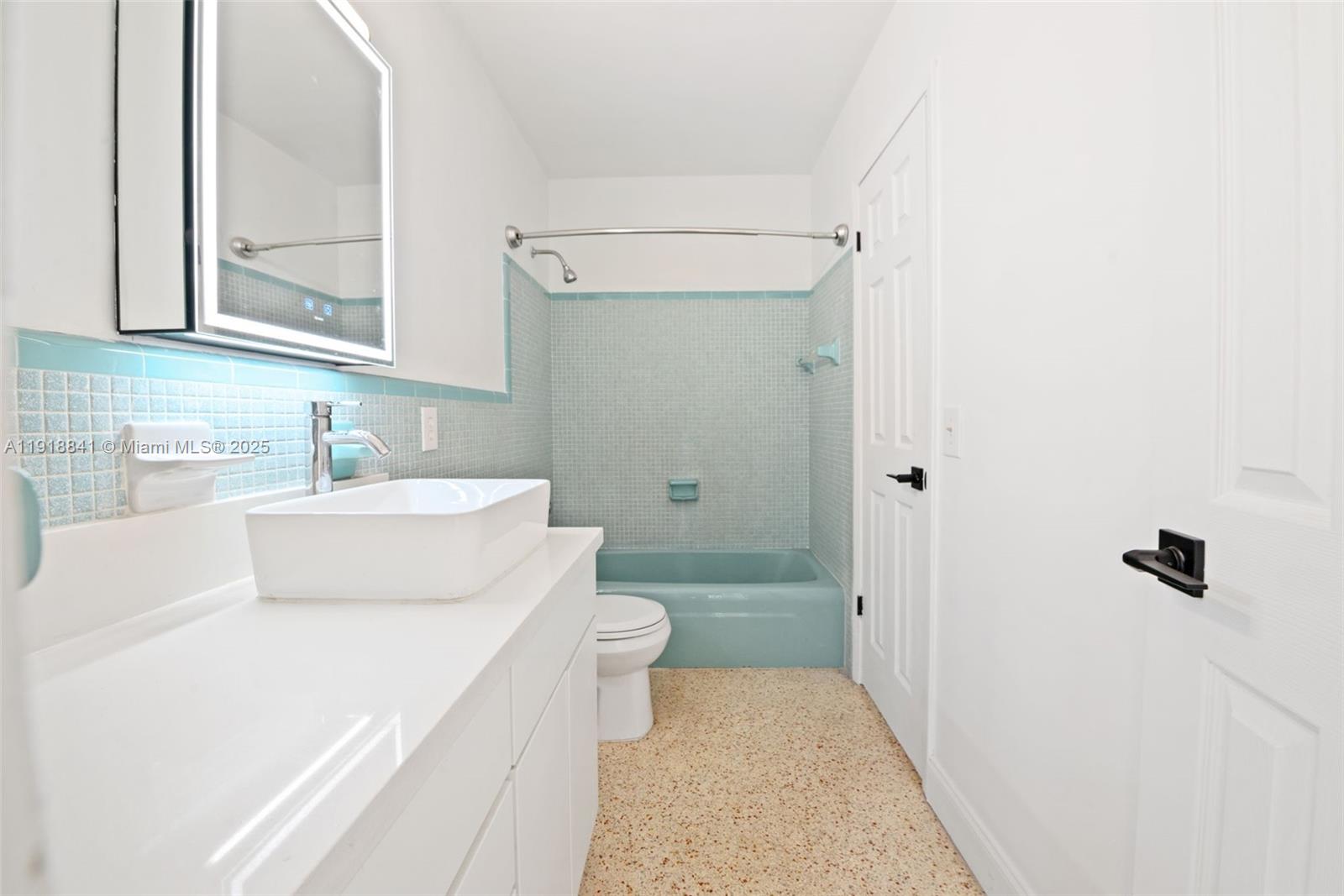 ROEBLINGS THE - Residential