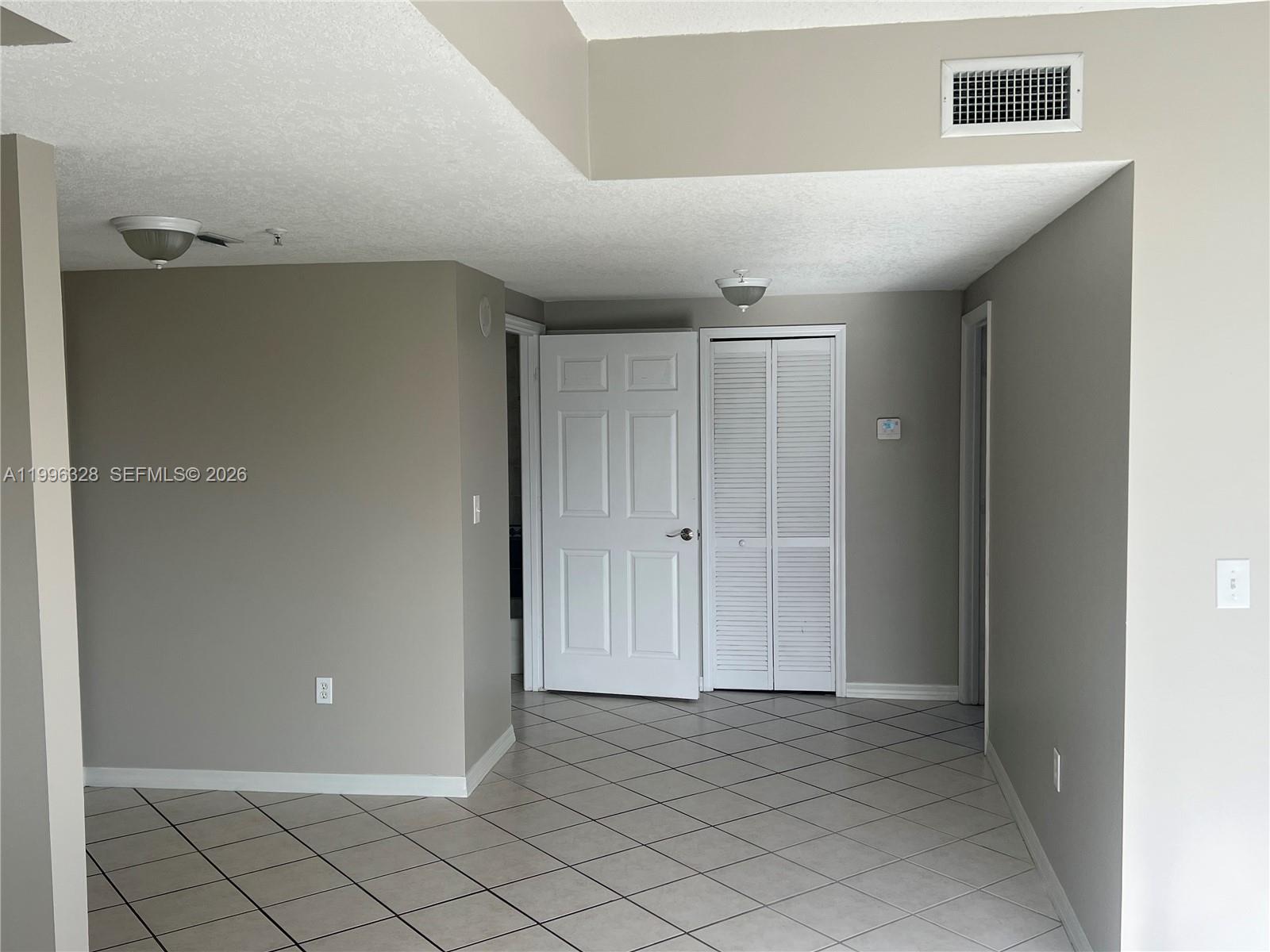 Coral Plaza Of Miami Cond - Residential Lease