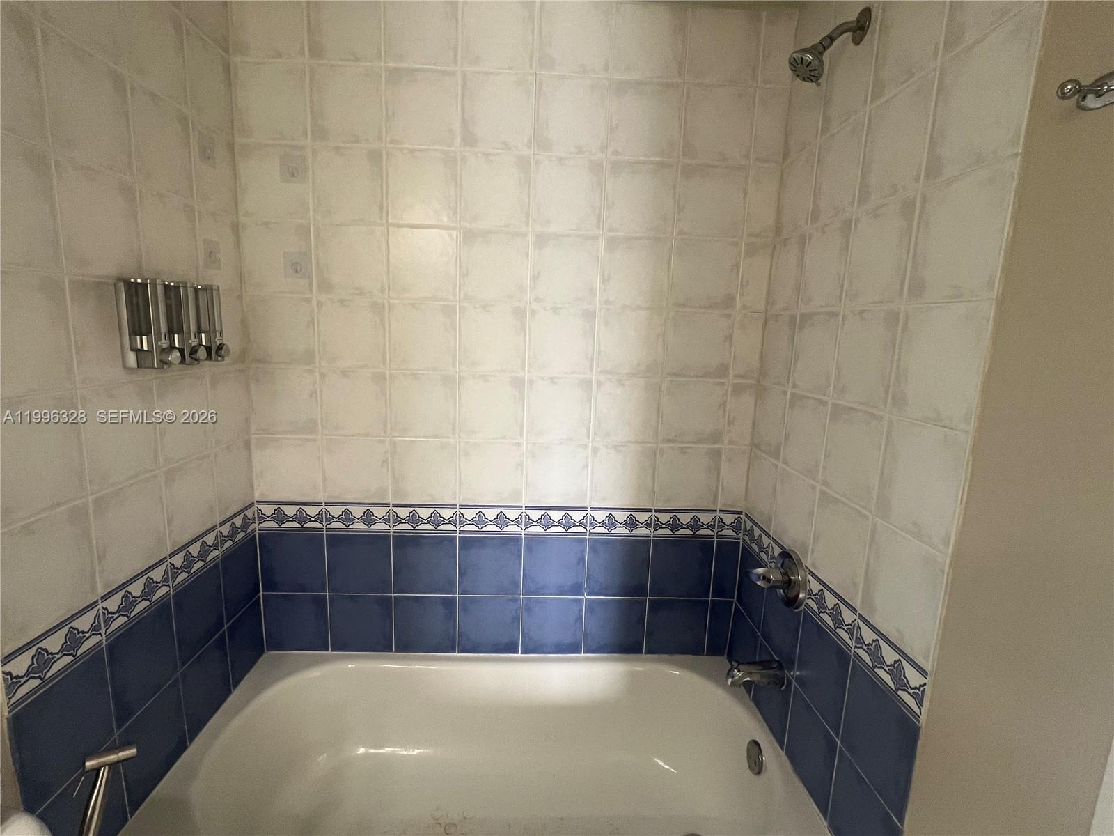 Coral Plaza Of Miami Cond - Residential Lease