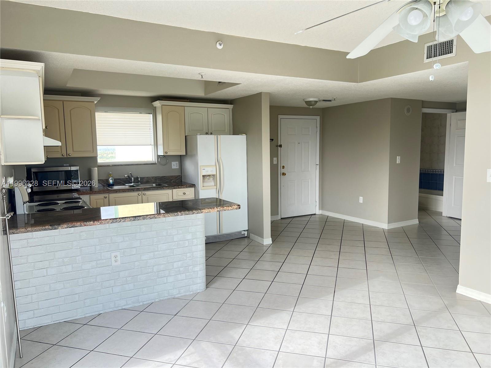 Coral Plaza Of Miami Cond - Residential Lease