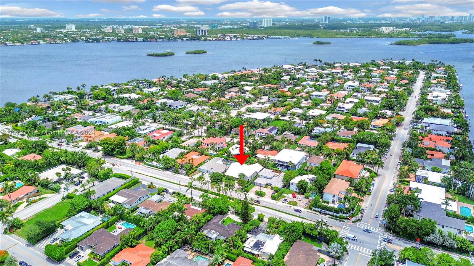 BAY HARBOR ISLAND - Residential