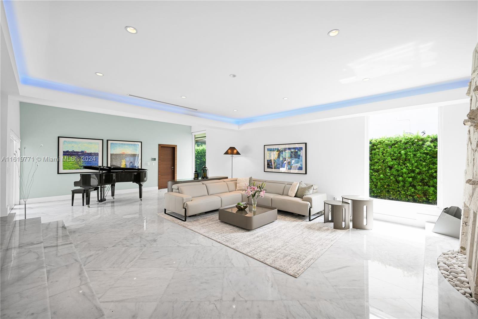 BAY HARBOR ISLAND - Residential