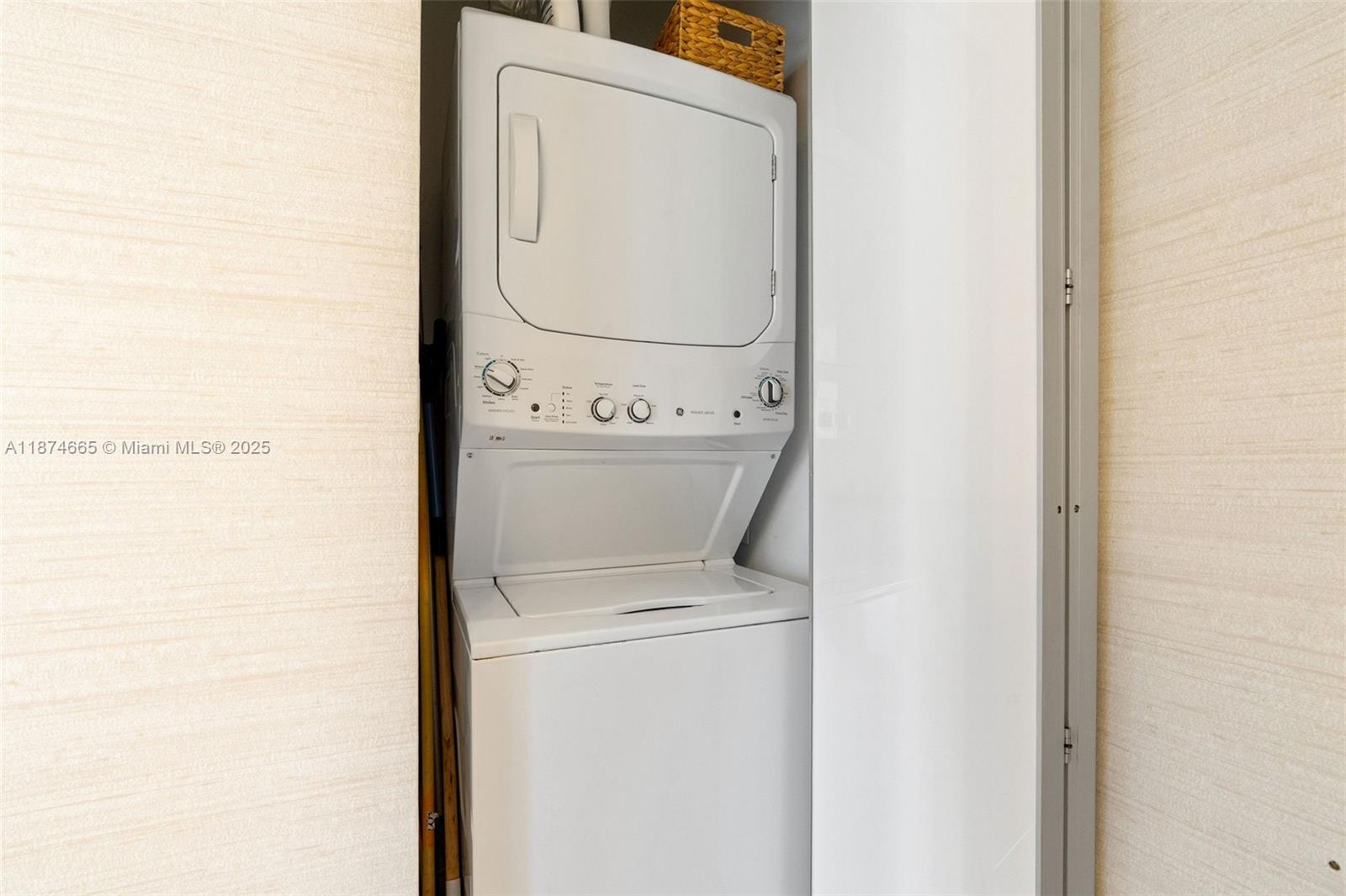 TWO MIDTOWN MIAMI CONDO - Residential