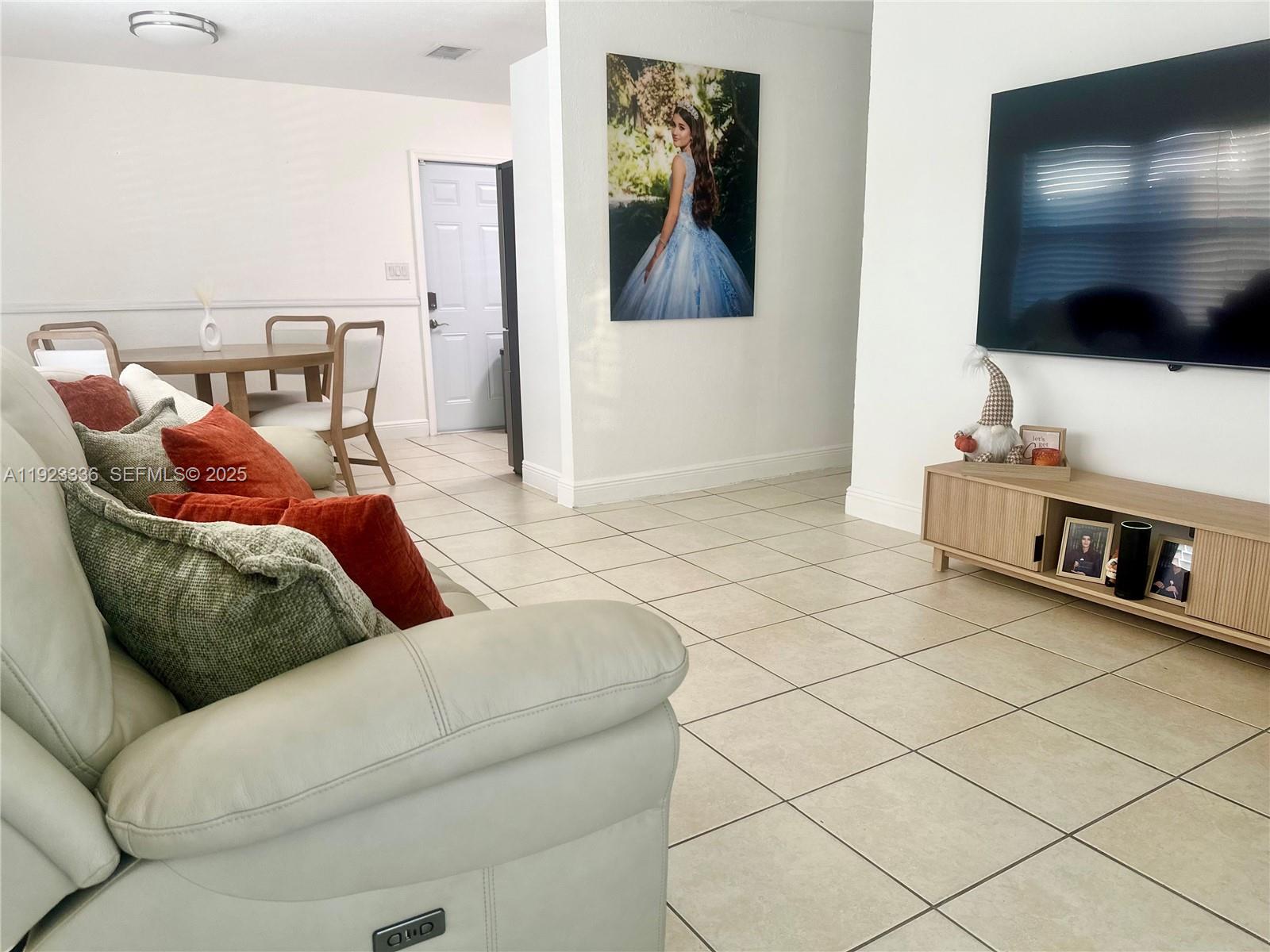 WESTWOOD PARK SEC 1 - Residential Lease