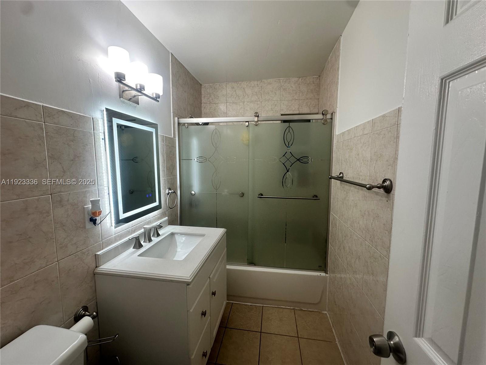 WESTWOOD PARK SEC 1 - Residential Lease