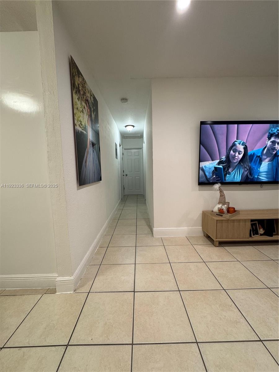 WESTWOOD PARK SEC 1 - Residential Lease